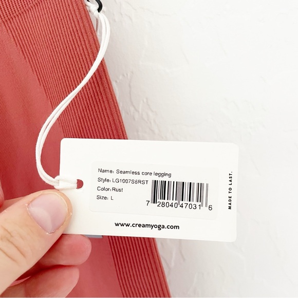 Cream Yoga seamless core leggings in rust size large - Picture 3 of 5